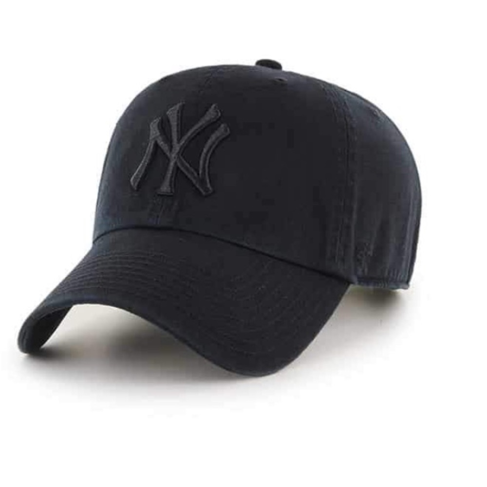 Black New York Yankees Hat
